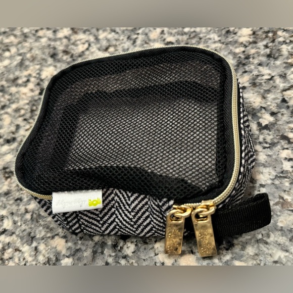 Itzy Ritzy Pack Like A Boss Packing Cubes, Sold Out Coffee and Cream Colorway - Picture 2 of 7